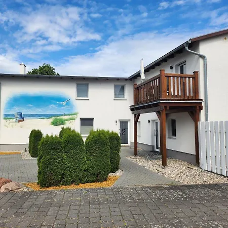 Ferienhaus Usedomer Flaschenpost 아파트 치노비츠